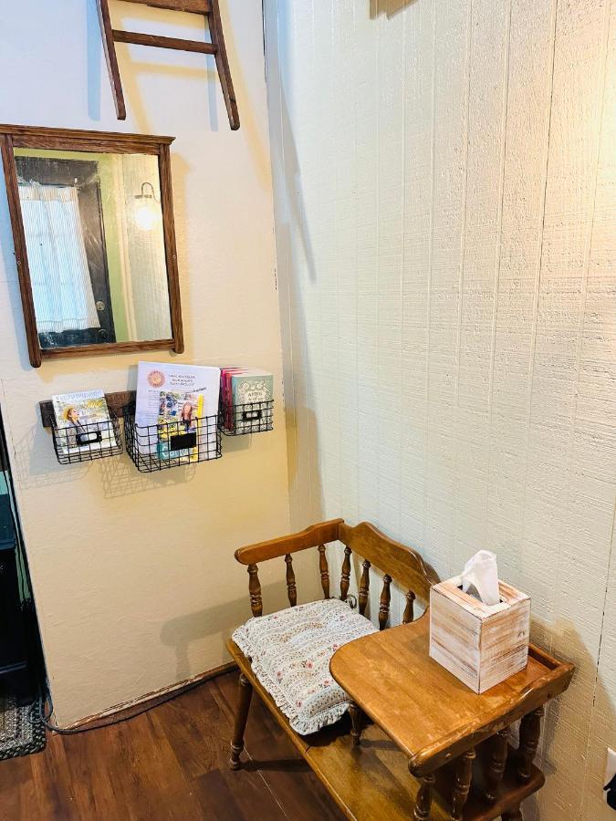 Acorn Hideaways Canton Unwind At Green Gables Suite For Up To 3 ภายนอก รูปภาพ